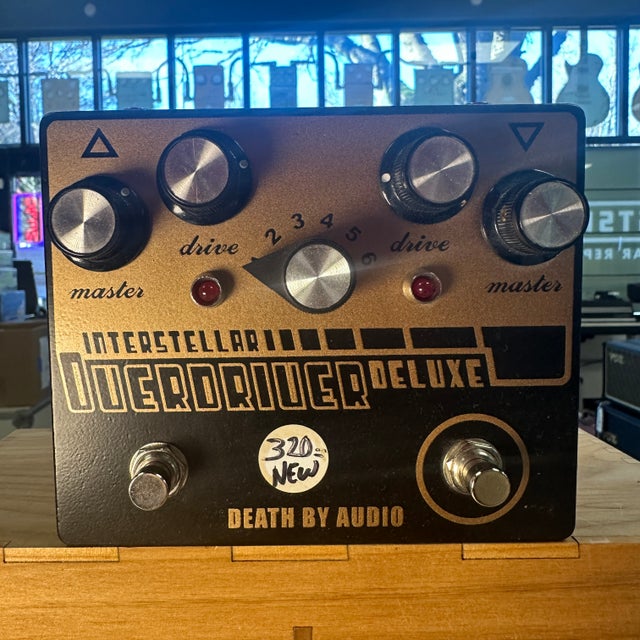 Effects & Pedals | Hank's Music Exchange