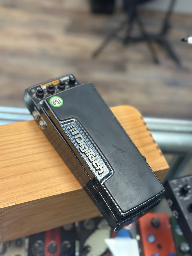 Effects & Pedals | Hank's Music Exchange