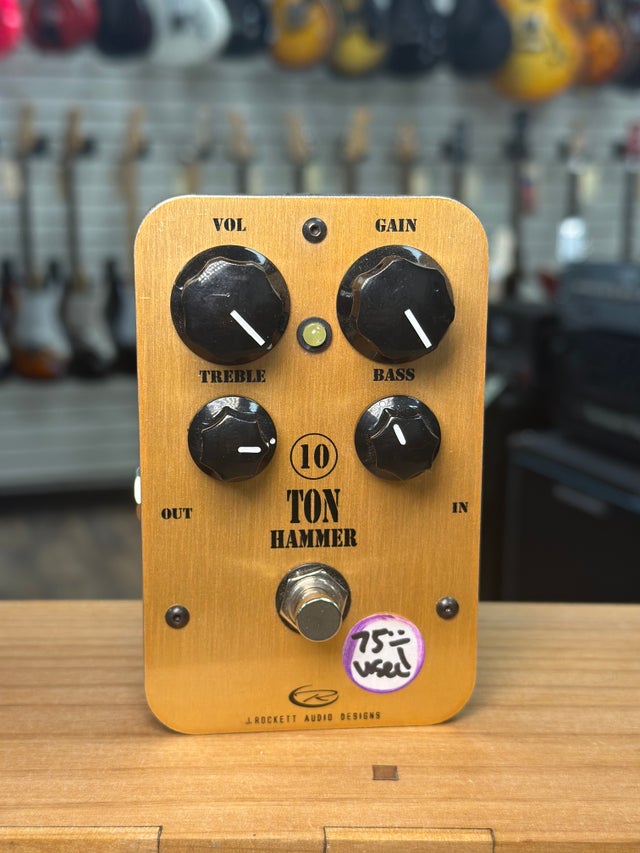 Effects & Pedals | Hank's Music Exchange